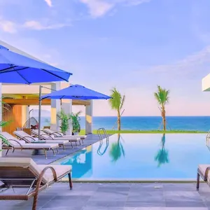Deluxe Beachside 다낭